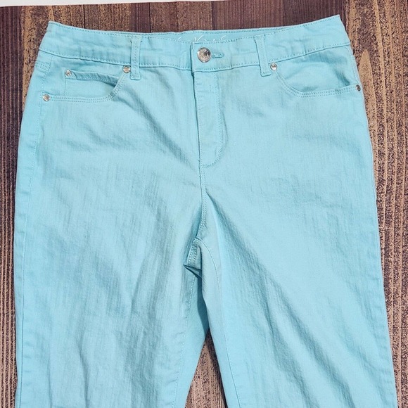 Gloria Vanderbilt Cropped Capri Pants Size 10 Solid Aqua Blue Slimming Effect - Picture 3 of 9